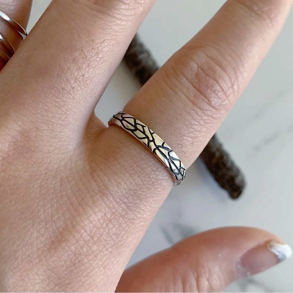 Cracked ring , sterling silver ring, stacking ring silver, cracking ring